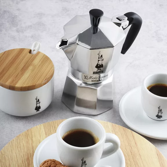 Bialetti Moka Express kotyogós kávéfőző, 3 személyes Bialetti Moka Express kotyogós kávéfőző, 3 személyes