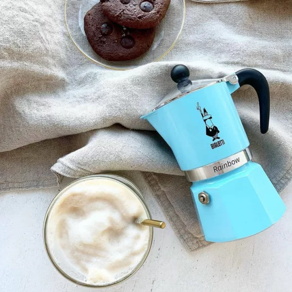 Bialetti Rainbow Kék kotyogós kávéfőző, 3 személyes
