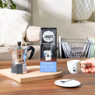   Bialetti Perfetto Moka Mandula ízesítésű őrölt kávé 250g